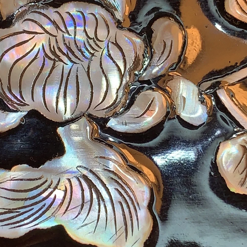 Mother of Pearl lacquered box vintage, antique